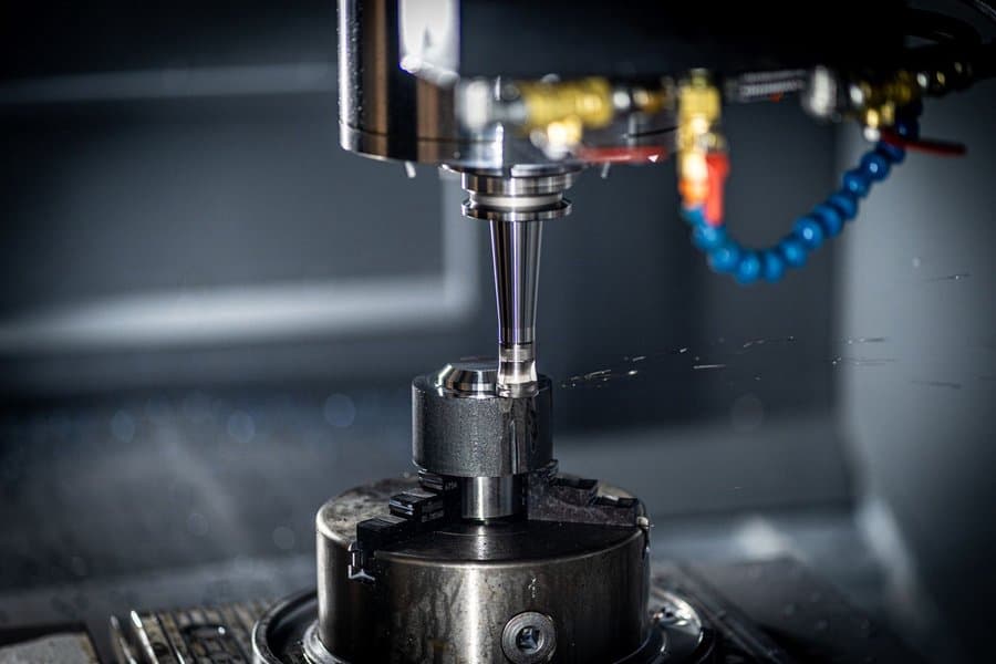 MOPA vs Q-Switched Fiber Lasers for Cleaning